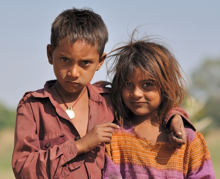 Khajuraho, India - November 27, 2009 - Brothers and sisters, who live in poverty in Indiaのeditorial素材