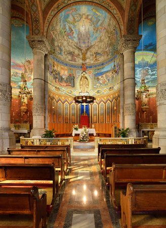 The interior of the Tibidabo church in Barcelona.のeditorial素材