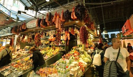 BARCELONA, SPAIN - NOVEMBER 11, 2016: The largest fresh food market in Barcelona. The first mention dates from 1217.のeditorial素材
