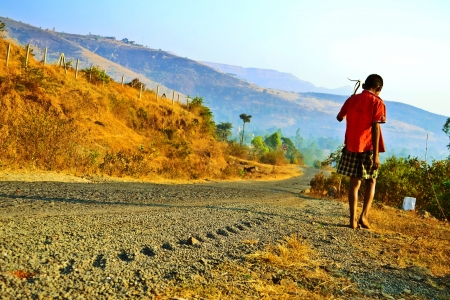 What is the path that I am following  Where does ti lead to のeditorial素材