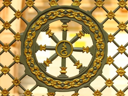 Dharmachakra; Wheel of Dhamma Uonghekorn religious statuesの写真素材