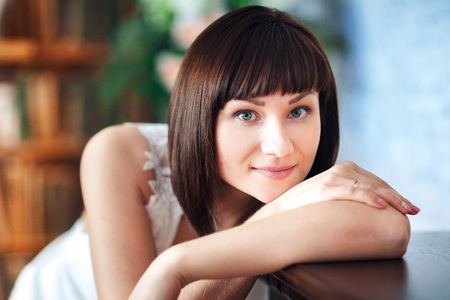 close-up, Portrait of young brunette womenの写真素材