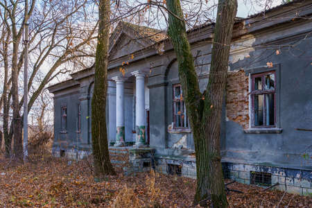 Abandoned abandoned historical and cultural heritage of old architecture. Unusual details of the apocalyptic look. The old psychiatric hospital. Backgroundの写真素材