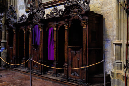 August 22, 2022 Prague, Czech Republic. Interior inside Gothic Catholic Cathedral of St. Vitus, Wenceslas and Vojtech in Prague Castle. Background with copy space for text.のeditorial素材