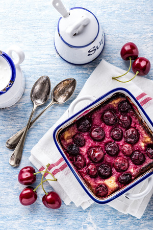curd casserole with fresh cherry berriesの写真素材
