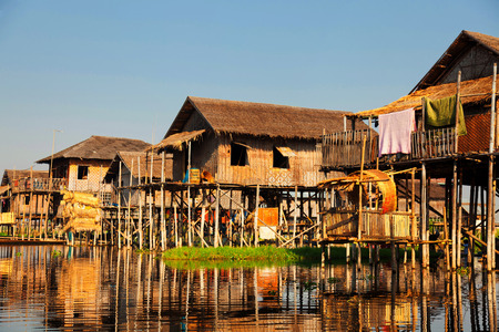 Ttraditional floating village houses in Inle Lakeの写真素材