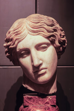 Rome, Italy, August 12, 2008: head of woman. Capitoline Museumsのeditorial素材