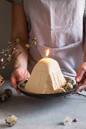 Paskha and kulich, Traditional Orthodox Easter Quark Dessert Curd. Easter background. Traditional cottage cheese cakeの写真素材