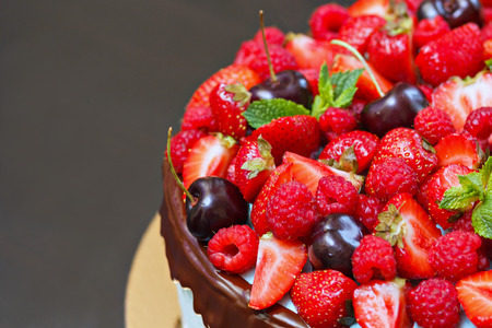 Cake with fresh fruitの写真素材