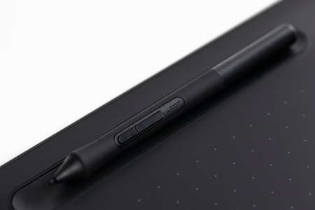 Kazo-shi, Japan 22.04.2020: Pen tablet Wacom Intuos M Wacom logo close upのeditorial素材