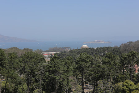 SAN FRANCISCO, CA, USA, 2.09.2020 - View on Alcatraz Island over Palace of Fine Arts from Presidio of San Franciscoのeditorial素材
