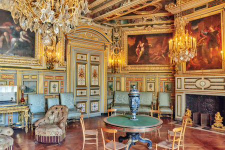 FONTAINEBLEAU, FRANCE - JULY 09, 2016 : Fontainebleau Palace interiors. The Louis XIII Salon. Chateau was one of the main palaces of French kings.のeditorial素材
