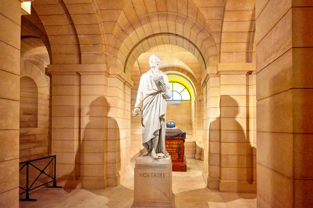 PARIS, FRANCE - JULY 05, 2016 : Statue of the great French writer - Voltaire in the basement near the Pantheon French writer coffin. Paris.のeditorial素材