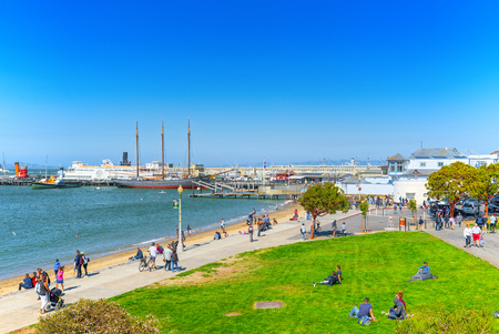 San Francisco, California, USA - September 10, 2018: Maritime Garden . Ocean Quay in the north of San Francisco.のeditorial素材