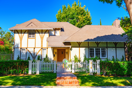 Beverly Hills, Los Angeles, California, USA- September 23, 2018 : Urban views of the Beverly Hills area and residential buildings on the Hollywood hills. California. USA.のeditorial素材