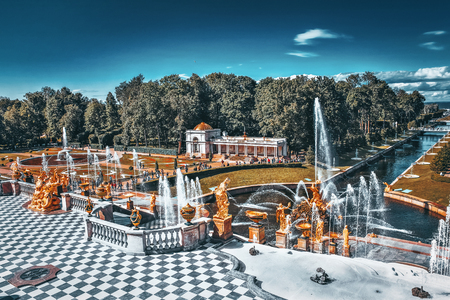Grand cascade in Pertergof, Saint-Petersburg, Russiaのeditorial素材