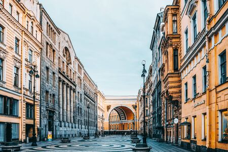 Saint Petersburg, Russia - November 06, 2019: Arc de Triomphe of the General Headquarters Building on Palace Square. Saint Petersburgのeditorial素材