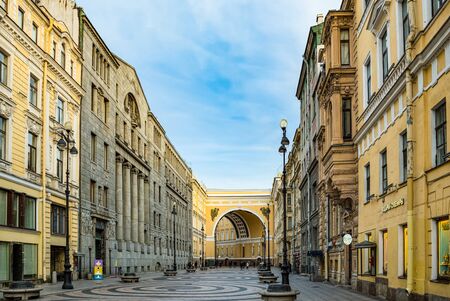 Saint Petersburg, Russia - November 06, 2019: Arc de Triomphe of the General Headquarters Building on Palace Square. Saint Petersburgのeditorial素材
