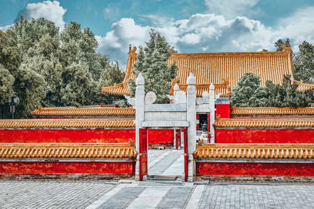"Star Gates" marking the boundary of the altar in Temple of Earth (also referred to as the Ditan Park), Beijing, China.のeditorial素材
