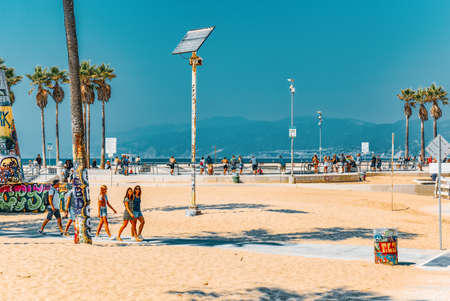 Los Angelos, California, USA - September 23, 2018: Famous Los Angeles Beach - Venice Beach with people.のeditorial素材