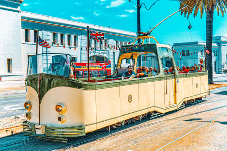 San Francisco, California, USA - September 09, 2018: Famous city trams in San Francisco.のeditorial素材