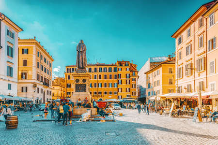 ROME, ITALY - MAY 09, 2017 : Square Campo de Fiori, Rome. Campo dei Fiori is a rectangular square in the center of Rome, halfway between Piazza Navona and Palazzo Farnese.Italy.のeditorial素材