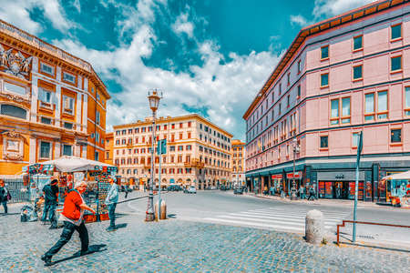 ROME, ITALY - MAY 08, 2017 : Square of Santa Maria Maggiore  (Piazza di Santa Maria Maggiore)and Colonna della pace in Rome near church-Santa Maria Maggiore, with people and tourist's.のeditorial素材