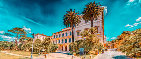 Barberini Palace (Palazzo Barberini ) .Palazzo Barberini  is a 17th-century palace in Rome, facing the Piazza Barberini in Rione Trevi. It houses the Galleria Nazionale d'Arte Antica.のeditorial素材
