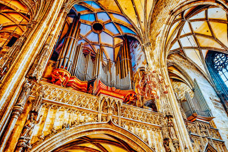 VIENNA, AUSTRIA-SEPTEMBER 10, 2015: Interior St. Stephen's Cathedral(Stephansdom) the mother church of the Roman Catholic Archdiocese of Vienna and the seat of the Archbishop of Vienna.Austria.のeditorial素材