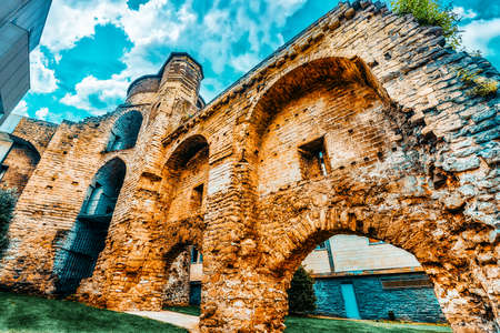 Old City Wall. Ruinas de Muralhas. Brussels, Belgium.のeditorial素材