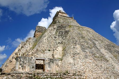 Pyramid of the magician - Uxmal - Mexicoの写真素材