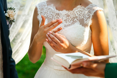 The lovely brides wears ringsの写真素材