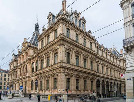 Lyon, France 3rd January 2020 - People passing the Palais de la Bourse (the Stock Exchange Palace) in the center of Lyonのeditorial素材