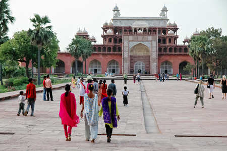 AGRA, INDIA - APRIL 22, 2007: Unidentified people in front of Tomb Of Akbar The Great in Agra, India. It is an important Mughal architectural masterpiece, built 1605-1613.のeditorial素材