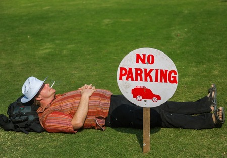 No Parking red and white Signのeditorial素材