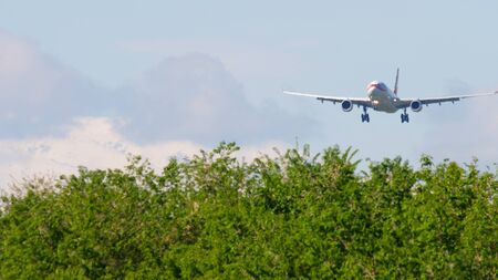 Hong Kong Airlines Cargo approachingのeditorial素材