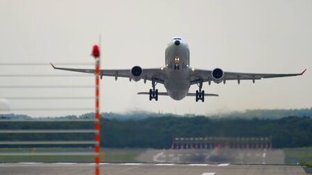 Airbus Turkish Airlines departureのeditorial素材