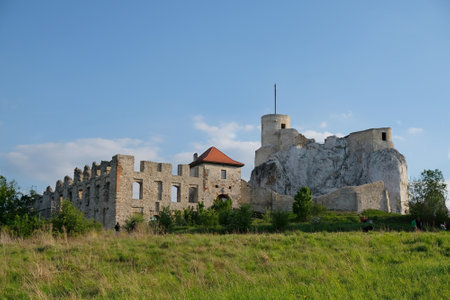 Rabsztyn, Poland - circa May 2020: Ruins of medieval castle of Rabsztyn on Eagles Nests trail in the Jura region, Krakowsko-Czestochowska Upland, Silesia, Polandのeditorial素材