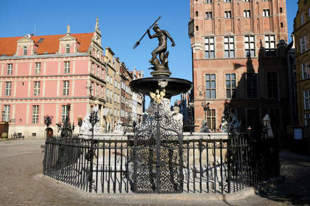 Old Town and Neptune's Fountain in beautiful summer scenery, Gdansk, Polandのeditorial素材