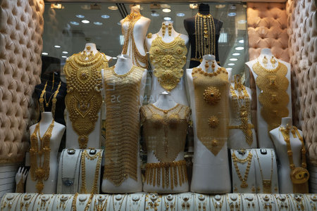 Dubai, UEA - November 11, 2024: Gold collection of jewelry in Gold Souq (Gold Bazaar) in Deira, Dubaiのeditorial素材