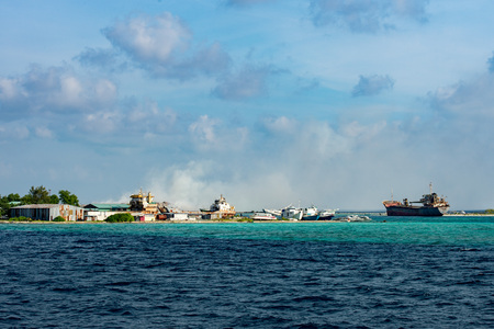 maldives rubbish island garbage in flames in maleの写真素材