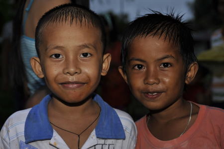 CEBU - PHILIPPINES - JANUARY,1 2013 - Annual orphan children party they receive food and giftsのeditorial素材