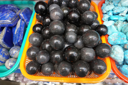 DUBAI, UAE - SEPTEMBER 3 2017 - Gold Souk is located in commercial business district with over 300 retailers and jewellery traders. Approximately 10 tons of gold is present at any given time in the soukのeditorial素材