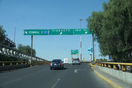 MEXICO CITY, MEXICO - NOVEMBER 5 2017 - Mexican metropolis with more than 25 milions of inhabitants mexico city street are every day a traffic jamのeditorial素材