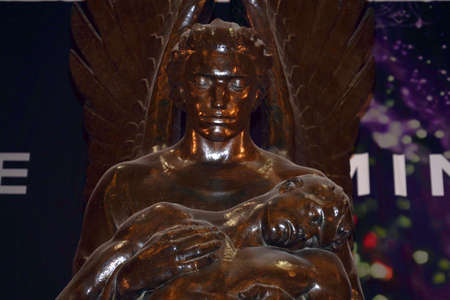 PHILADELPHIA, USA - MAY 23 2018 - - 30th street station is crowded of travellers and peopleのeditorial素材