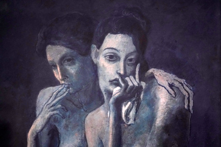 PARIS, FRANCE - OCTOBER 5 2018 -  Exposition of Pablo Picasso at Orsay Museum full of tourist, from blue to pink periodのeditorial素材