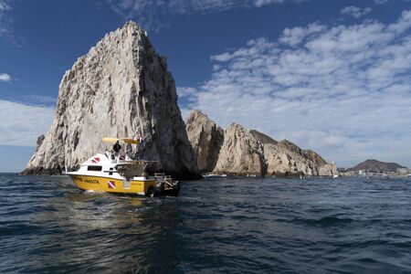 CABO SAN LUCAS, MEXICO - FEBRUARY 1 2019 - Baja California tropical paradise gives tourist many water activities. Boat trip, whale watching, kayak, paragliding, snorkeling.のeditorial素材