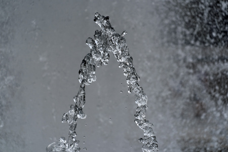 Washington dc world war memorial fountain splash detail close upの写真素材