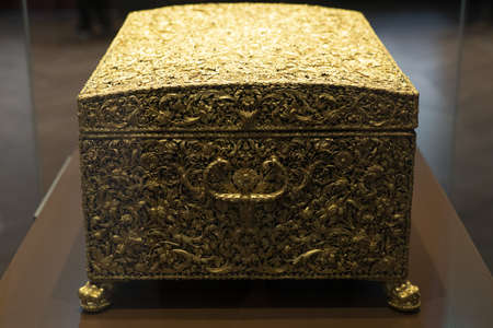 gold renaissance coffer treasure box chestの写真素材