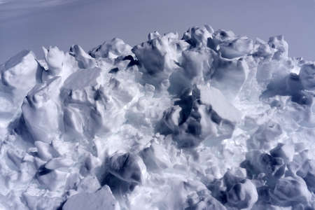 white fresh snow detail close upの写真素材